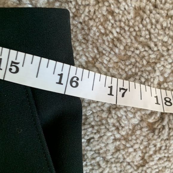 Jones New York Platinum Petit Black Pants Slacks 12P (B-002) - Picture 5 of 8